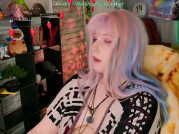 Bongacams Live Sex Cam of candy-yeah