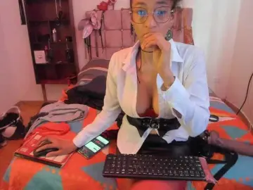 Bongacams Sex Cam of Ameliemartinez