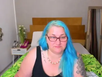 BlondyBigBoobs from bongacams