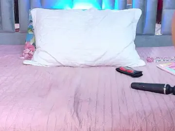 Bongacams Live Porn of skinnyslutgirl