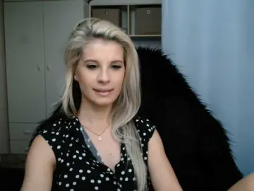 Bongacams Watch Live Sex Cams of KristineNatural