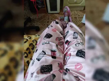 Bongacams Watch Live Sex Cams of ZaraSss