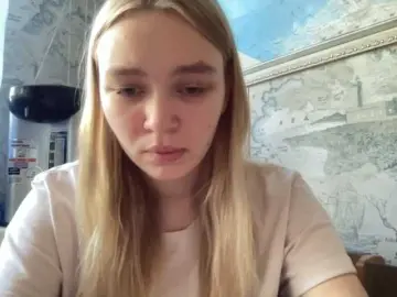 Bongacams Private Sex Chat of HerminiaLanting