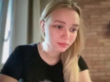 Bongacams Live Sex Cam of HerminiaLanting