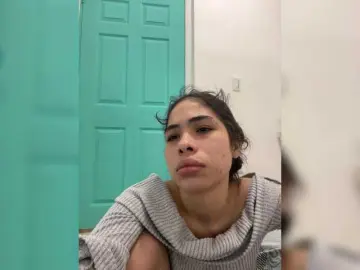 Bongacams Free Porn Cam of LeiaStone