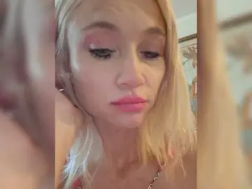 Bongacams Watch Live Sex Cams of AlinaLoves