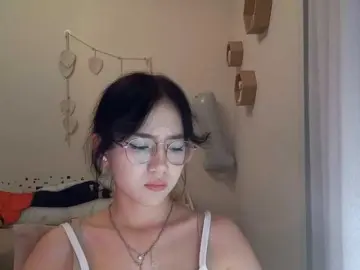 Bongacams Live Sex Cam of MyrleHenggeler