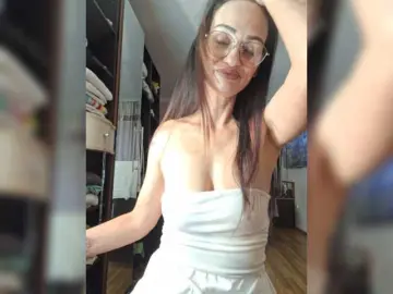 Bongacams Private Sex Chat of ALICEm