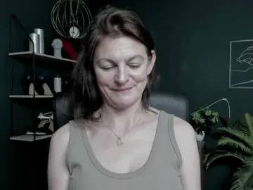 mrsVivian from bongacams