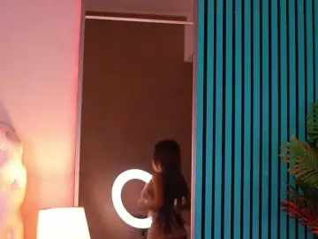 Bongacams Sex Cam of BellaNoirre