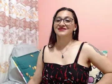 Bongacams Live Sex of KarinaSuarez1