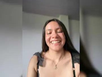 Bongacams Watch Live Sex Cams of Charlotte-1