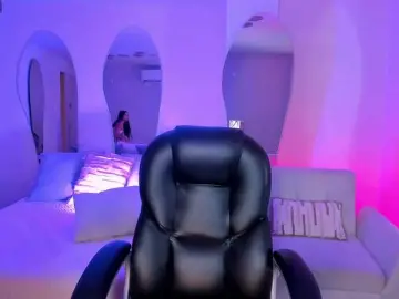 Bongacams Sex Cam of BellaCarteer
