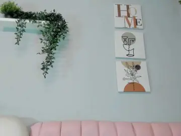 Bongacams Free Porn Cam of Luciecarter