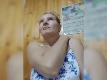 Bongacams Free Porn Cam of BarbiGirla