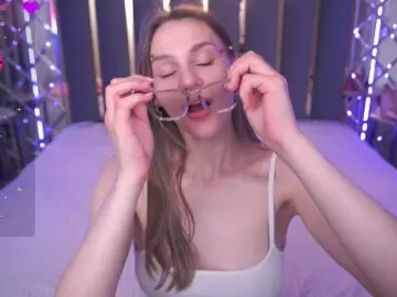 Bongacams Live Porn of DiamondGoldie