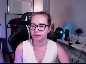Bongacams Free Porn Cam of hollyBB
