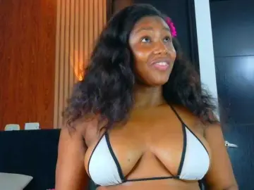 Bongacams Nude Webcam of Black-gem18