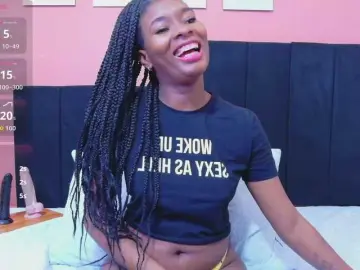 Bongacams Sex Chat of petitelittleebony