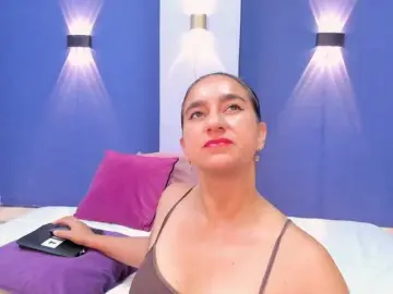 Bongacams Free Porn Cam of Maya369