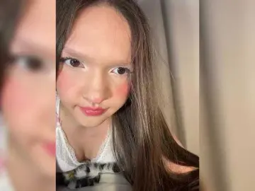 Bongacams Live Sex Cam of Cute-Lolly