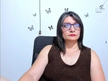 Bongacams Private Sex Chat of Amie-Adams82