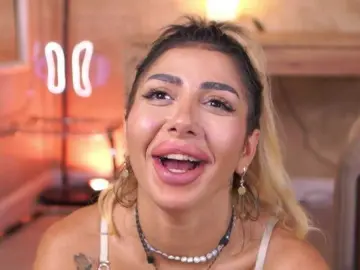 Bongacams Best live sex cam show of LucyyRosse