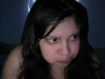 Bongacams Free Porn Cam of DUMBHOEMELANIE