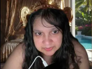 Bongacams Free Live Porn of DUMBHOEMELANIE