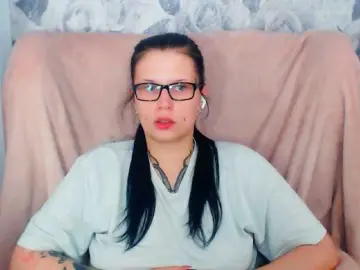 CleaTattoo from bongacams