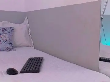 Bongacams Free Live Porn of littleapril