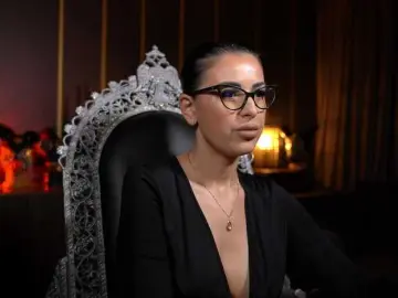Bongacams Free Porn Cam of KellyKent