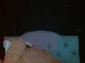 Bongacams Free Live Porn of Red-moonn