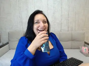Bongacams Adult Video Chat of AngelinaCute