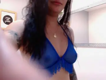 Bongacams Sex Cam of louisk2