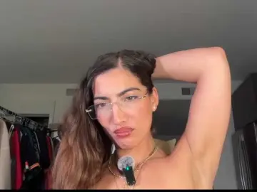 Bongacams Nude Webcam of SoftHeatMaria