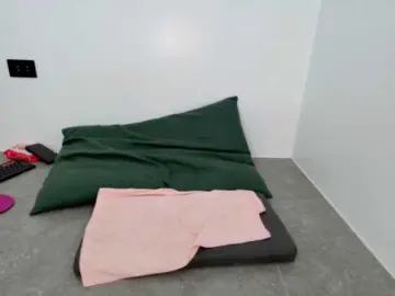 Bongacams Private Sex Chat of SquirtOMania
