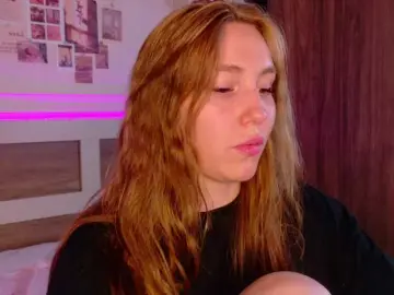Bongacams Watch Live Sex Cams of LunaXBaddie