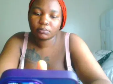 Bongacams Best live sex cam show of bustymelons69