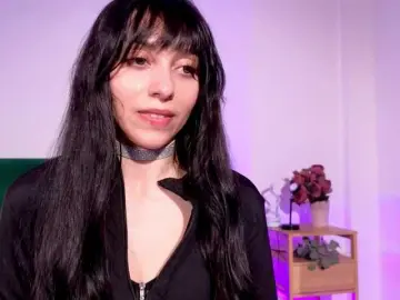 Bongacams Watch Live Sex Cams of LaSquirtessa