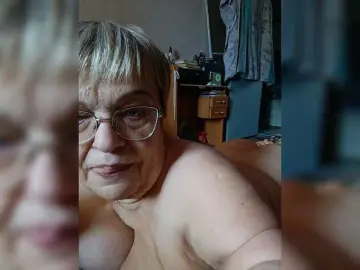 Bongacams Watch Live Sex Cams of LLIyJluk