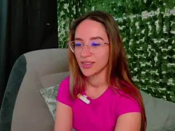 NicoleIris from bongacams