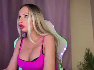 Bongacams Watch Live Sex Cams of GoldPussy69