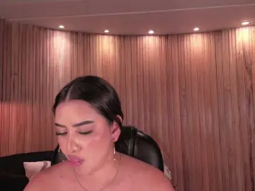 Bongacams Free Porn Cam of SophieLanne
