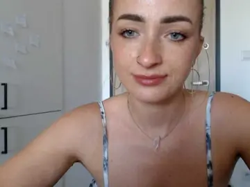 Bongacams Free Live Porn of LorennePlay