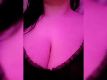 Bongacams Adult Webcams of YennSI