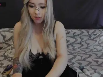Bongacams Watch Live Sex Cams of GeraBrown