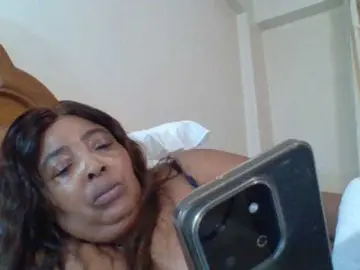 Bongacams Free Live Porn of pussylips53
