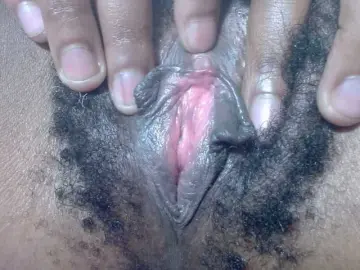 Bongacams Watch Live Sex Cams of Skinybitchx