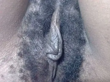 Bongacams Live Porn of Skinybitchx
